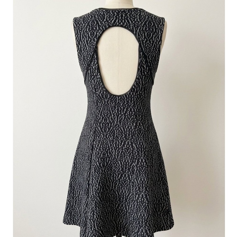 Silence + Noise Black & White Textured Keyhole Cutout Flare Skater Mini Dress S